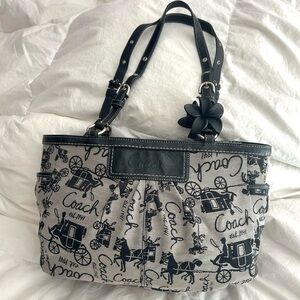 2009 Coach Horse & Carriage Canvas Shoulder Bag!